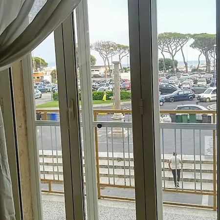 Fountains' Square Apartmán