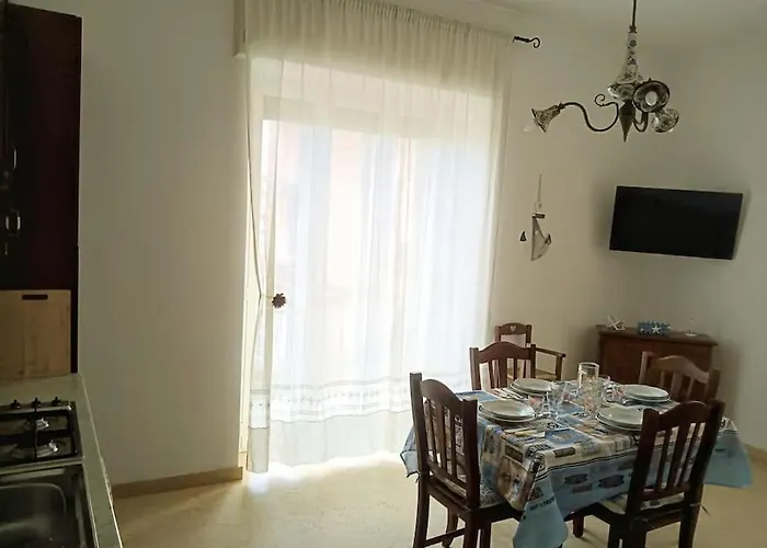 Fountains' Square * Φόρμια